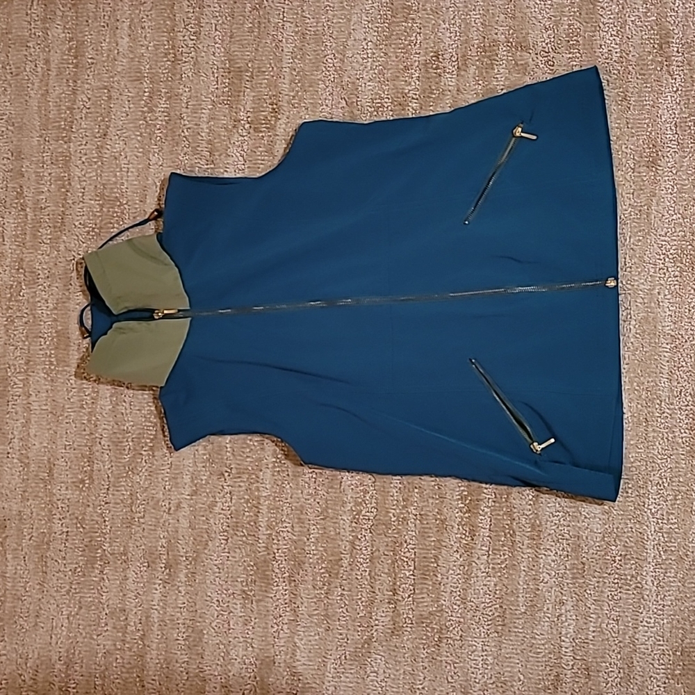 Zenergy by Chicos Polyester and Spandex Blend Vest
